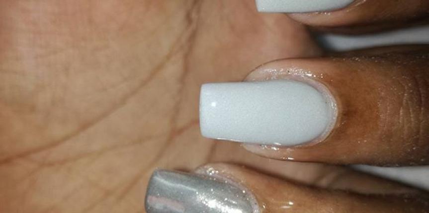 Chrome and white acrylic nails