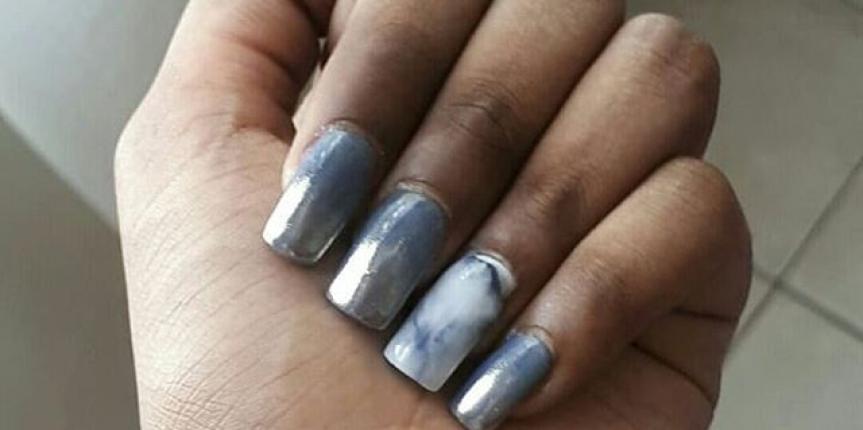 Chrome acrylic nails