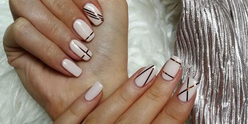 White gel nails