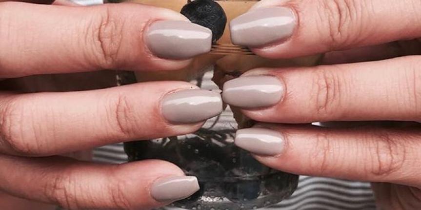 Grey acrylic nails