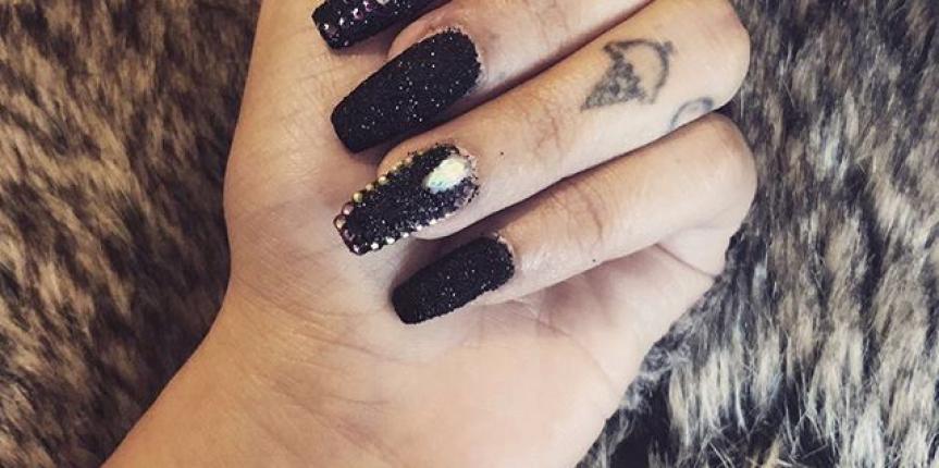 Black square nails