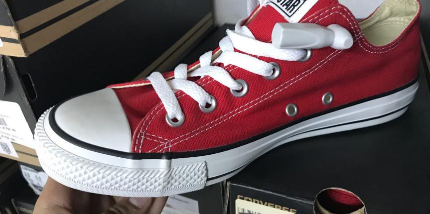 Red converse