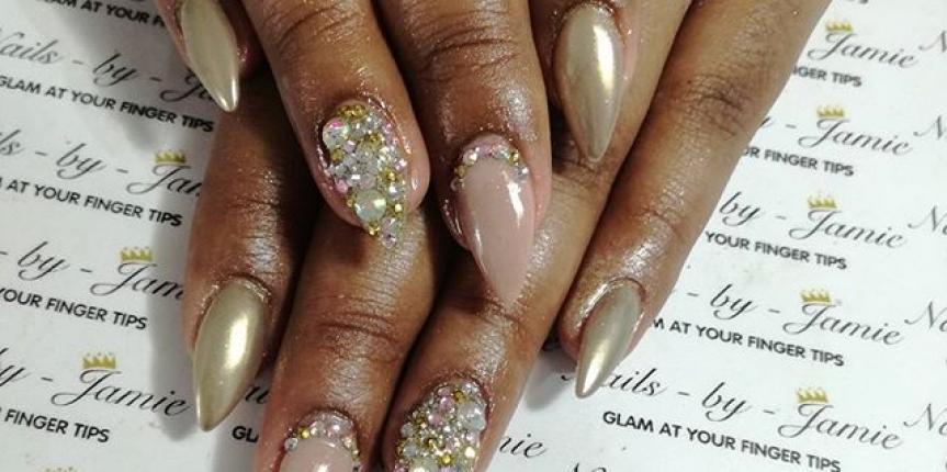 almond acrylic nails