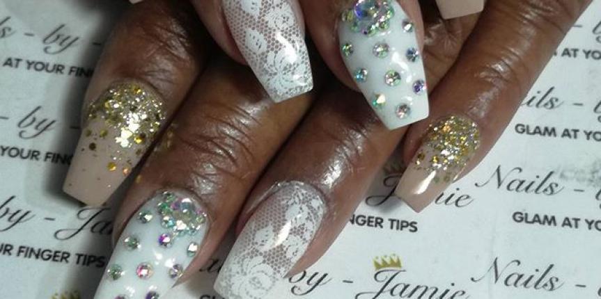 square white and gold acrylic nails